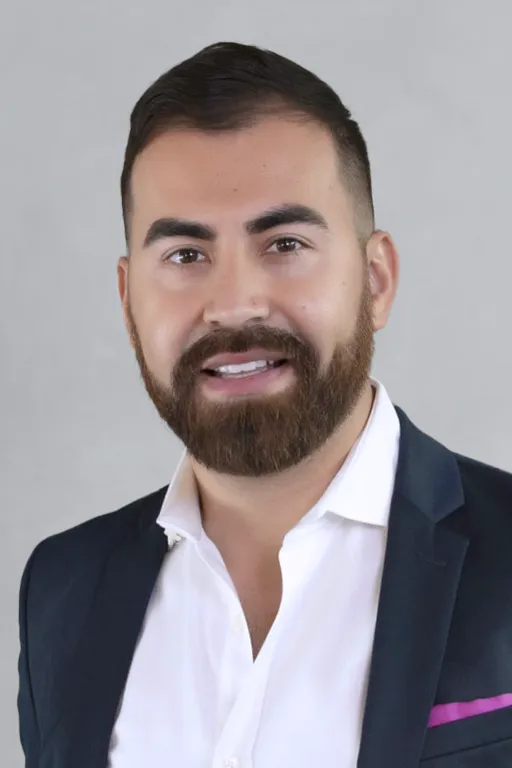 Cesar Levya headshot